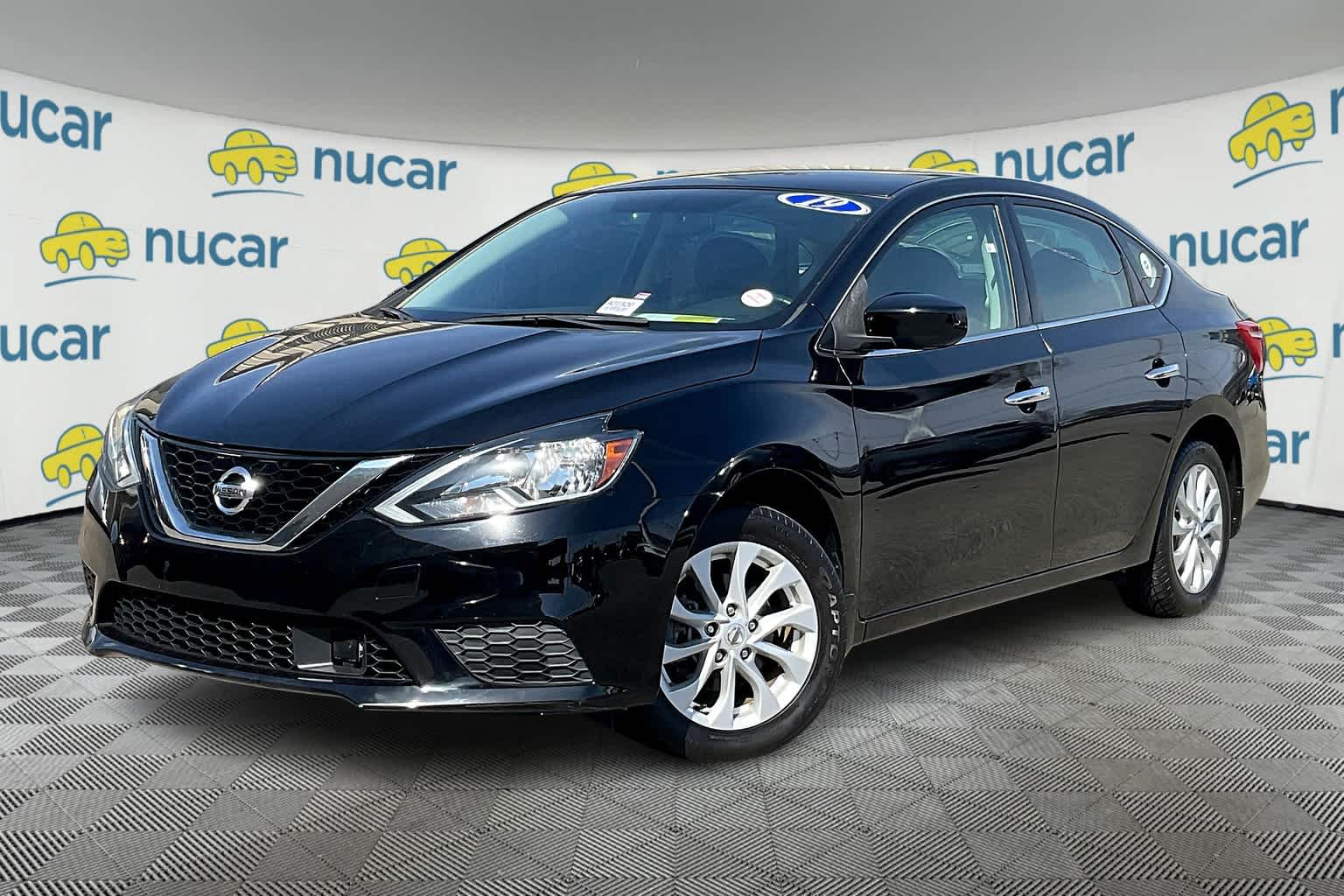 2019 Nissan Sentra SV photo 3