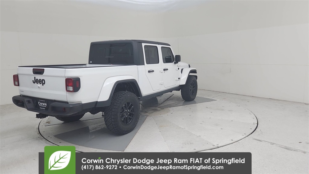 2022 Jeep Gladiator Sport photo 14