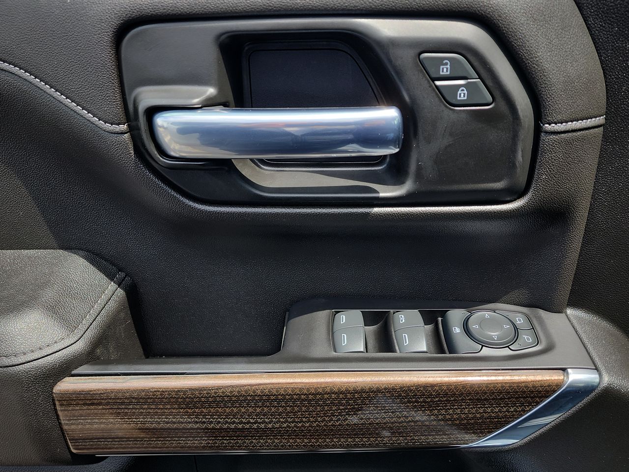 2022 Chevrolet Silverado 1500 photo 12