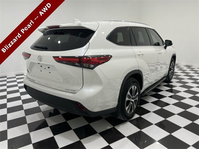 2020 Toyota Highlander XLE photo 5