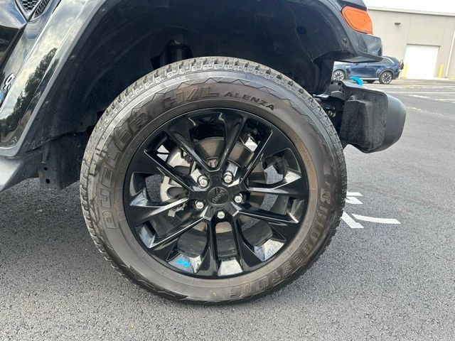 2023 Jeep Wrangler Sahara 4xe photo 11