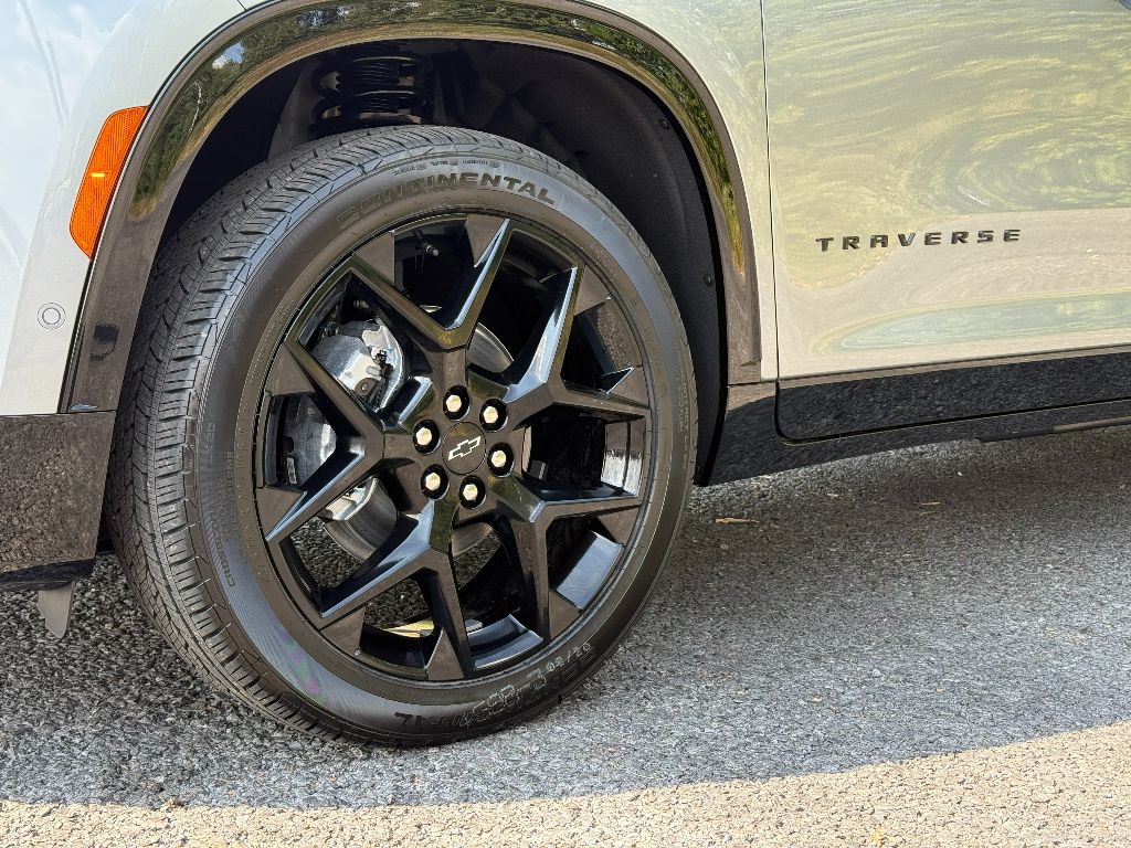 2026 Chevrolet Traverse RS photo 15