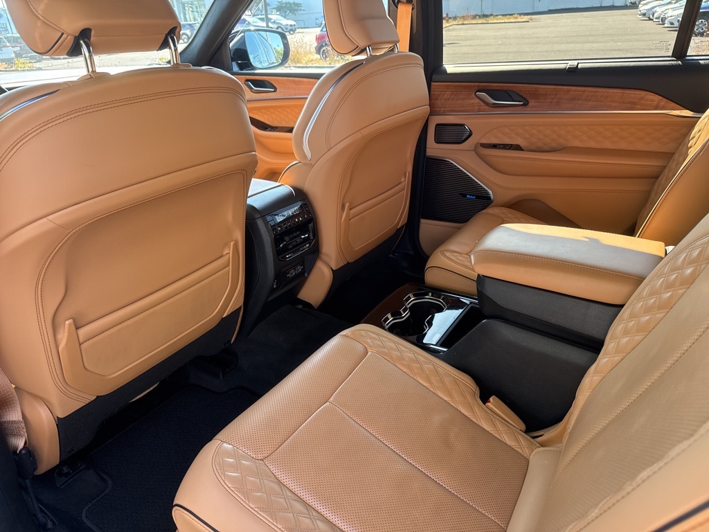 2021 Jeep Grand Cherokee L Summit Reserve photo 20