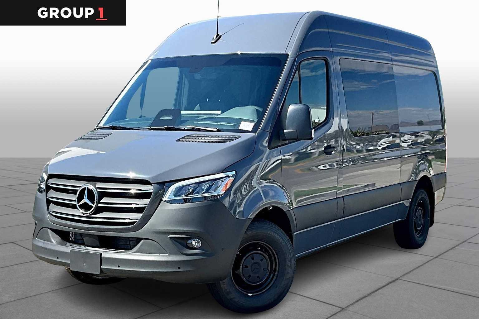2025 Mercedes-Benz Sprinter Crew Van