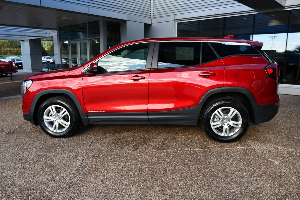 2024 Gmc Terrain SLE photo 3