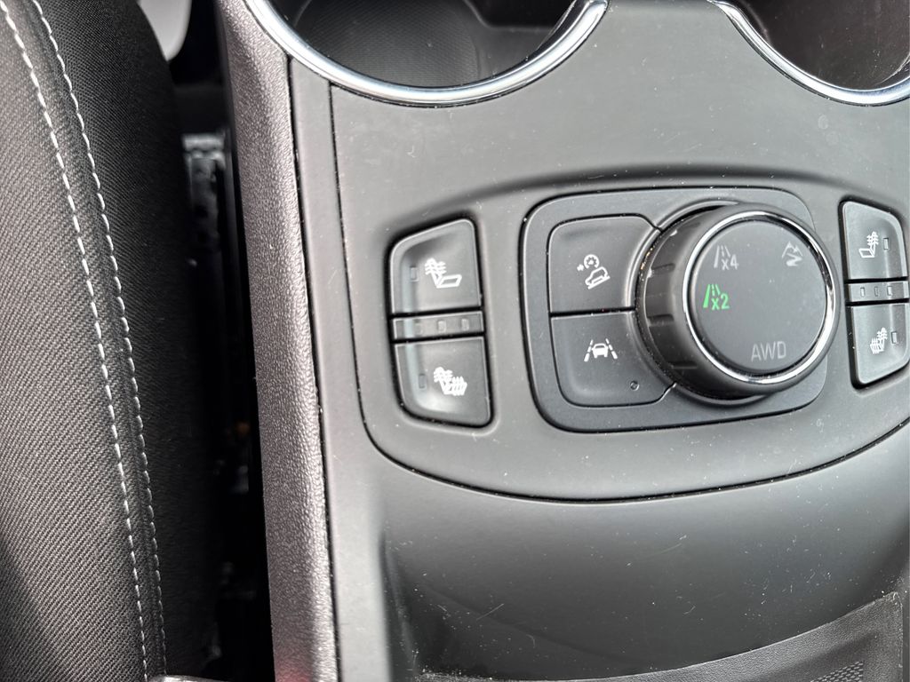 2023 Gmc Terrain SLE photo 30