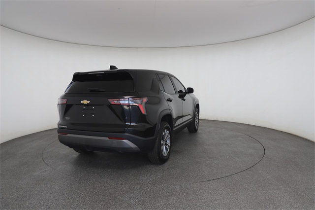 2025 Chevrolet Equinox LT photo 13