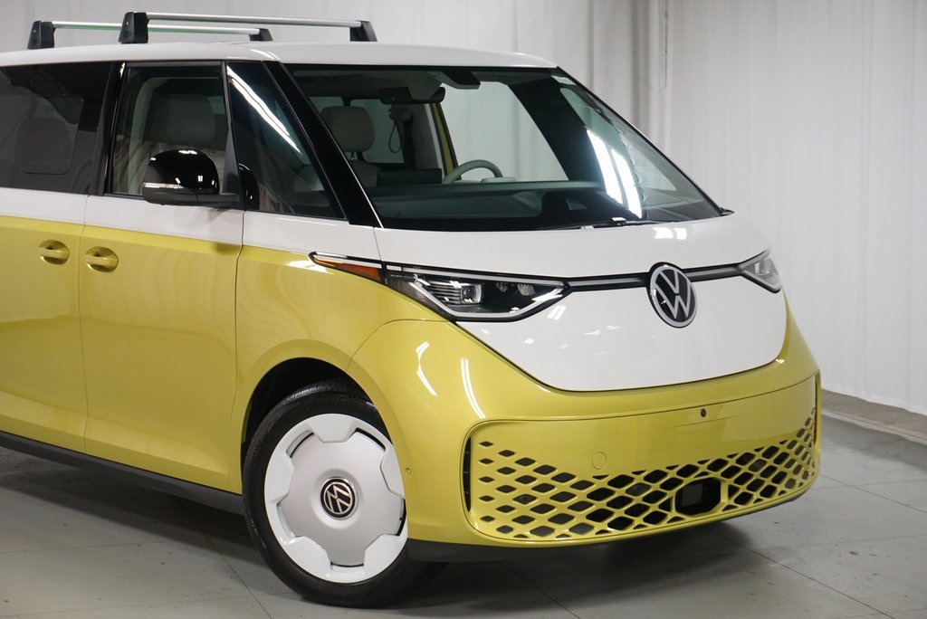 2025 Volkswagen ID. Buzz photo 3