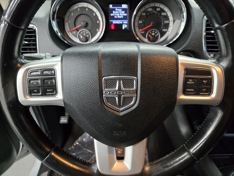 2012 Dodge Durango Crew photo 17