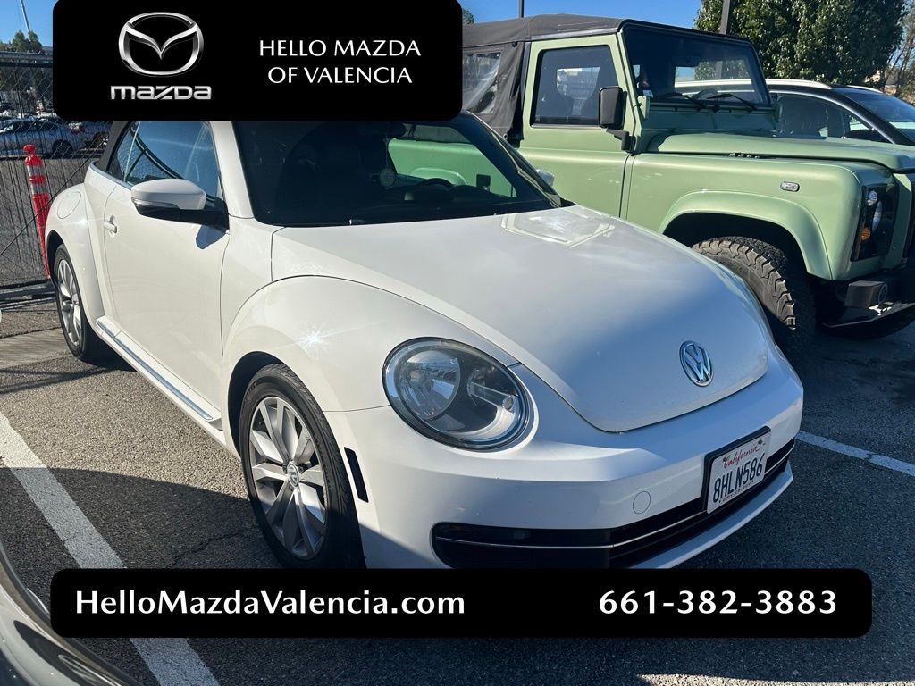 2013 Volkswagen Beetle 2.0's photo