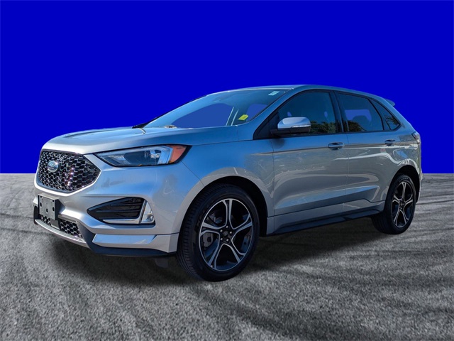 2022 Ford Edge ST photo 8