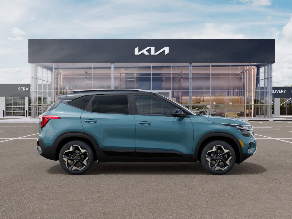 2025 Kia Seltos S photo 6