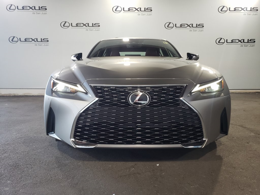 2025 Lexus IS 300 photo 6