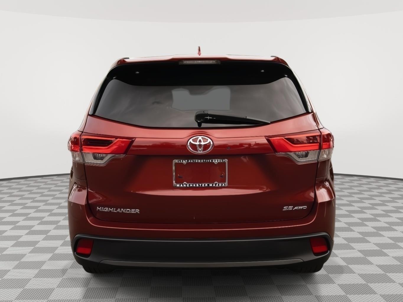 2018 Toyota Highlander SE photo 23