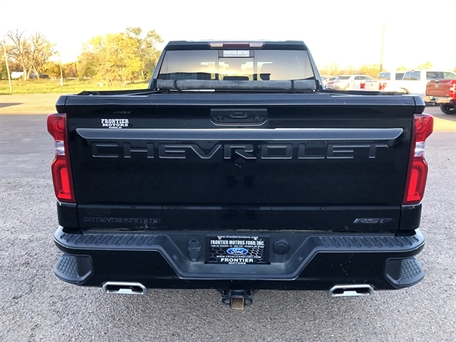 2022 Chevrolet Silverado 1500 RST photo 3