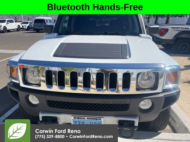2009 Hummer H3 Base photo 2