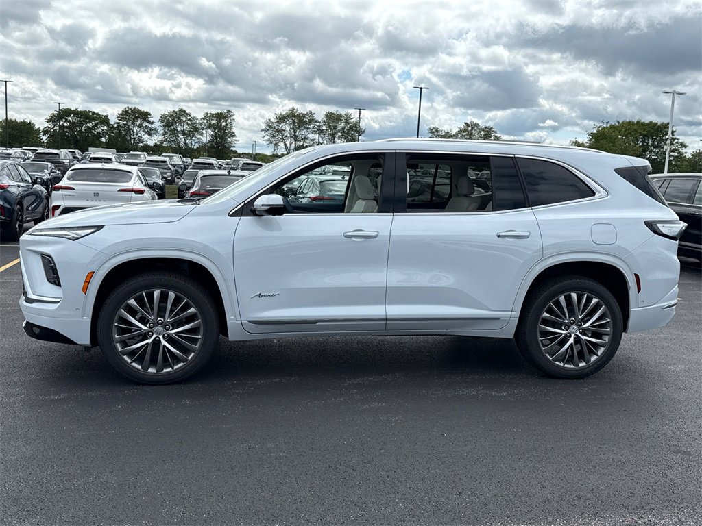 2026 Buick Enclave Avenir photo 4