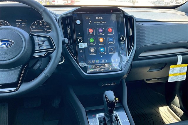 2025 Subaru Forester Touring photo 8