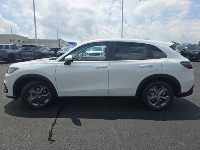 2026 Honda HR-V LX photo 4
