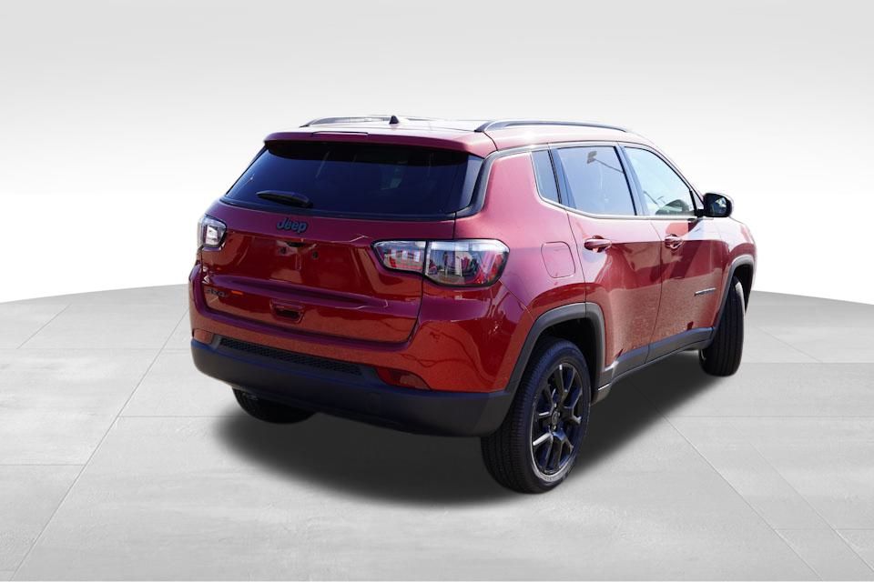 2025 Jeep Compass Altitude Special Edition photo 2