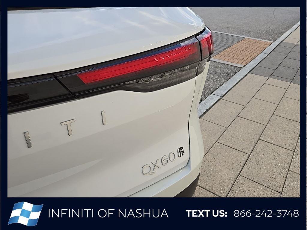 2026 Infiniti QX60 Luxe AWD photo 11