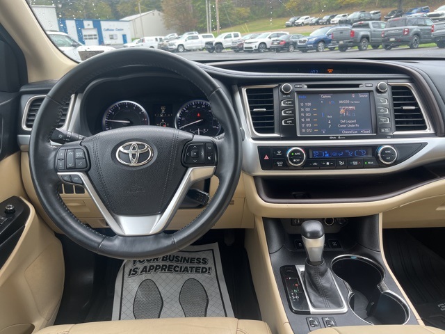 2015 Toyota Highlander XLE photo 19