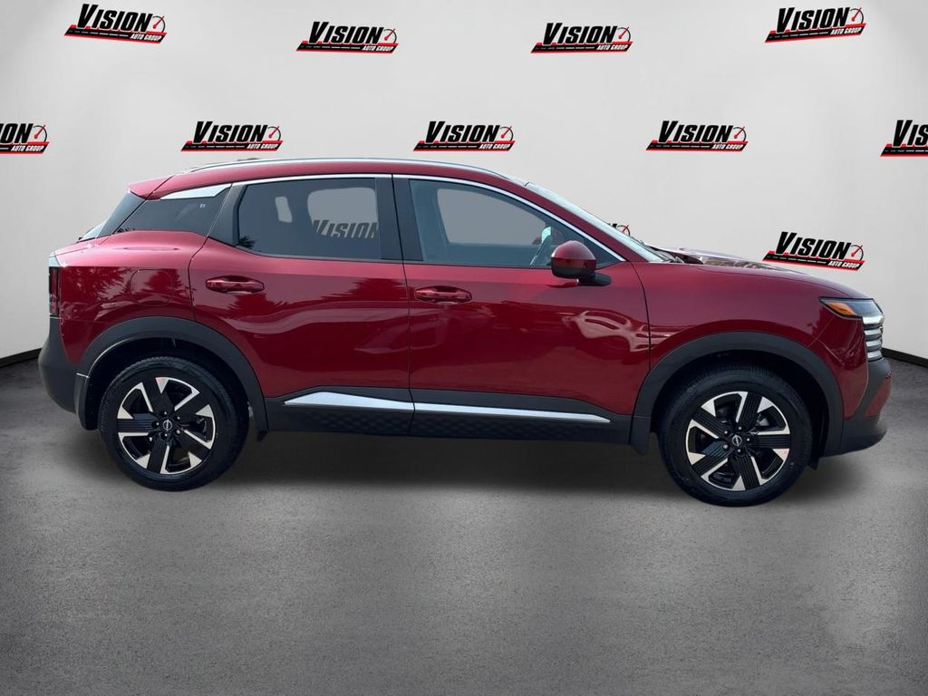 2025 Nissan Kicks SV photo 2