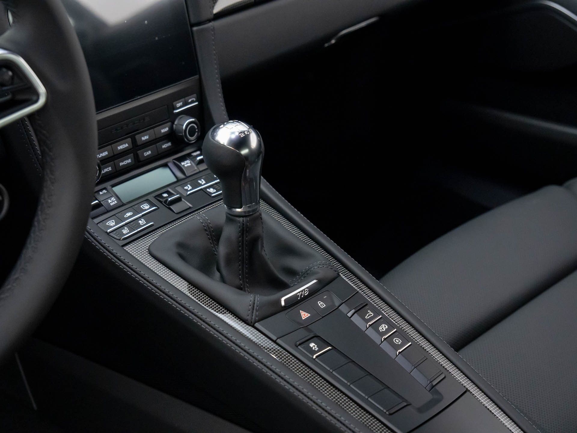 2025 Porsche Cayman Base S photo 13