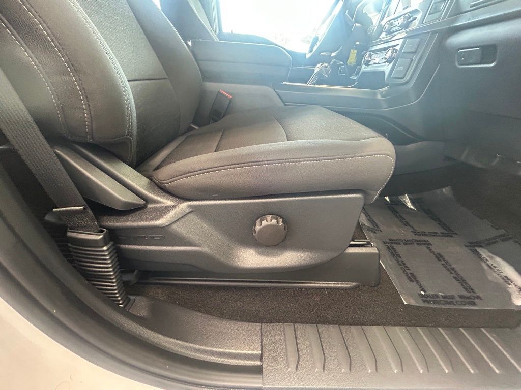 2022 Ford F-150 XLT photo 22
