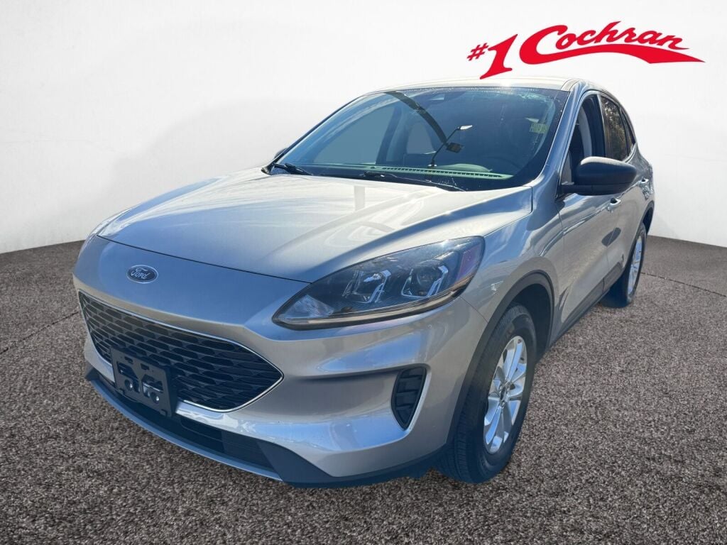 2022 Ford Escape SE photo 3
