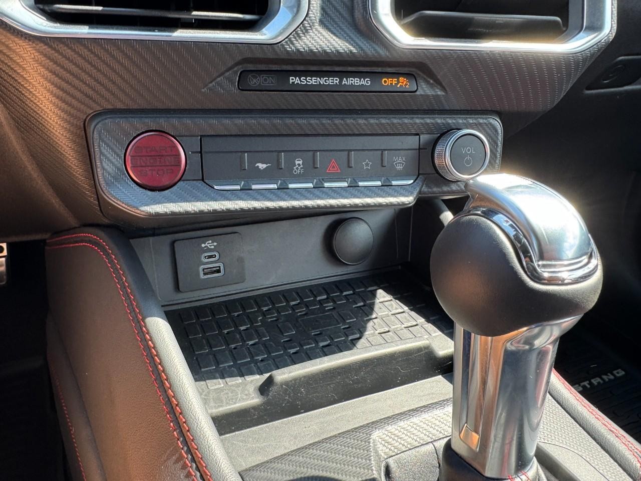 2024 Ford Mustang GT Premium Convertible photo 14