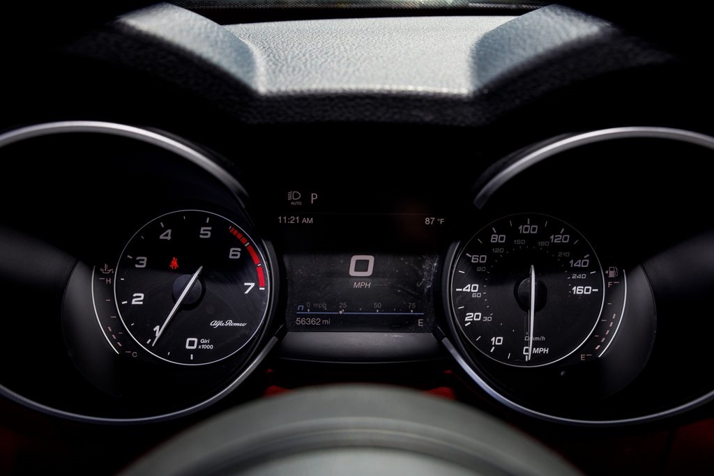 2021 Alfa Romeo Stelvio Sport Base photo 10