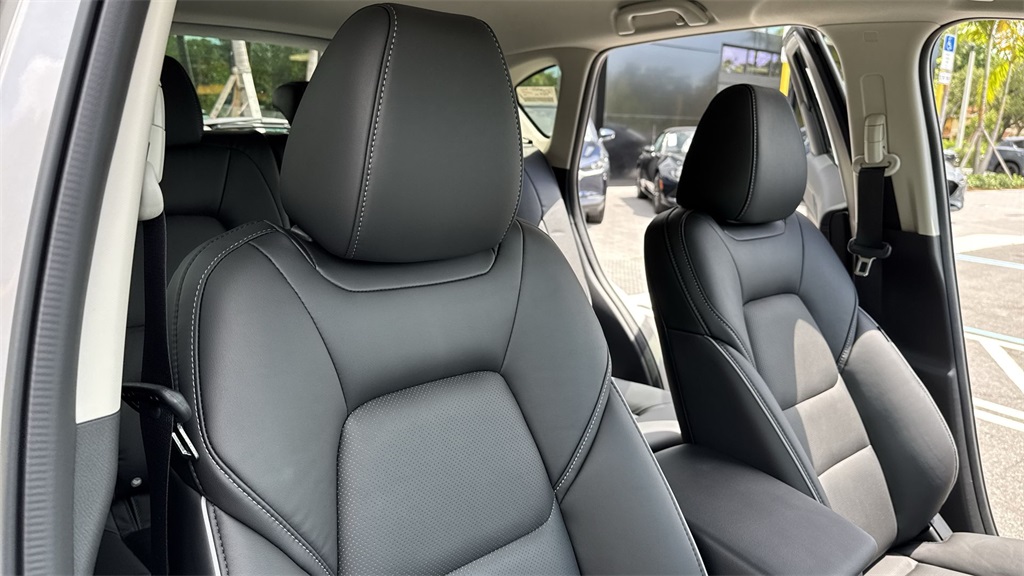 2025 Mazda CX-5 2.5 Select photo 44