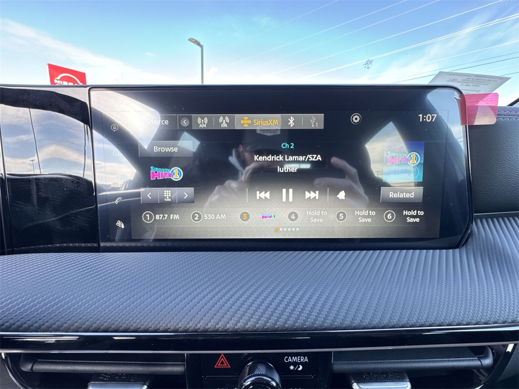 2025 Nissan Kicks SR photo 16