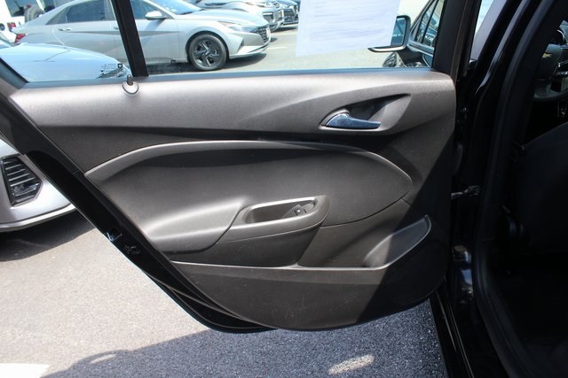 2017 Chevrolet Cruze LS photo 18