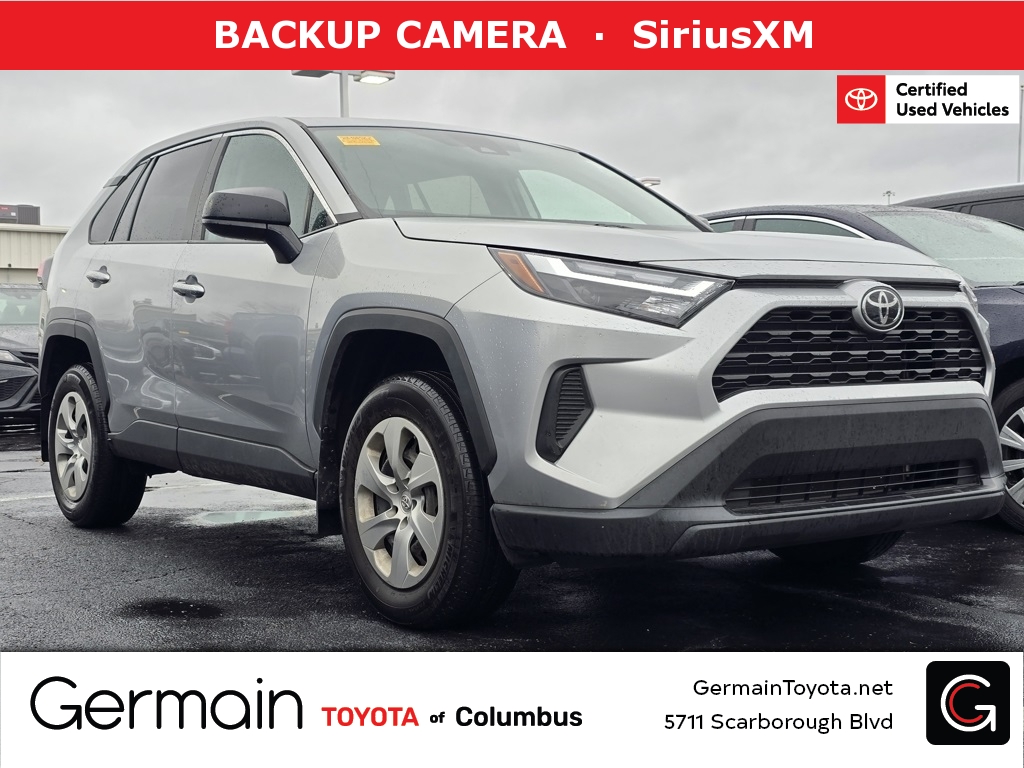 2023 Toyota RAV4 LE's photo