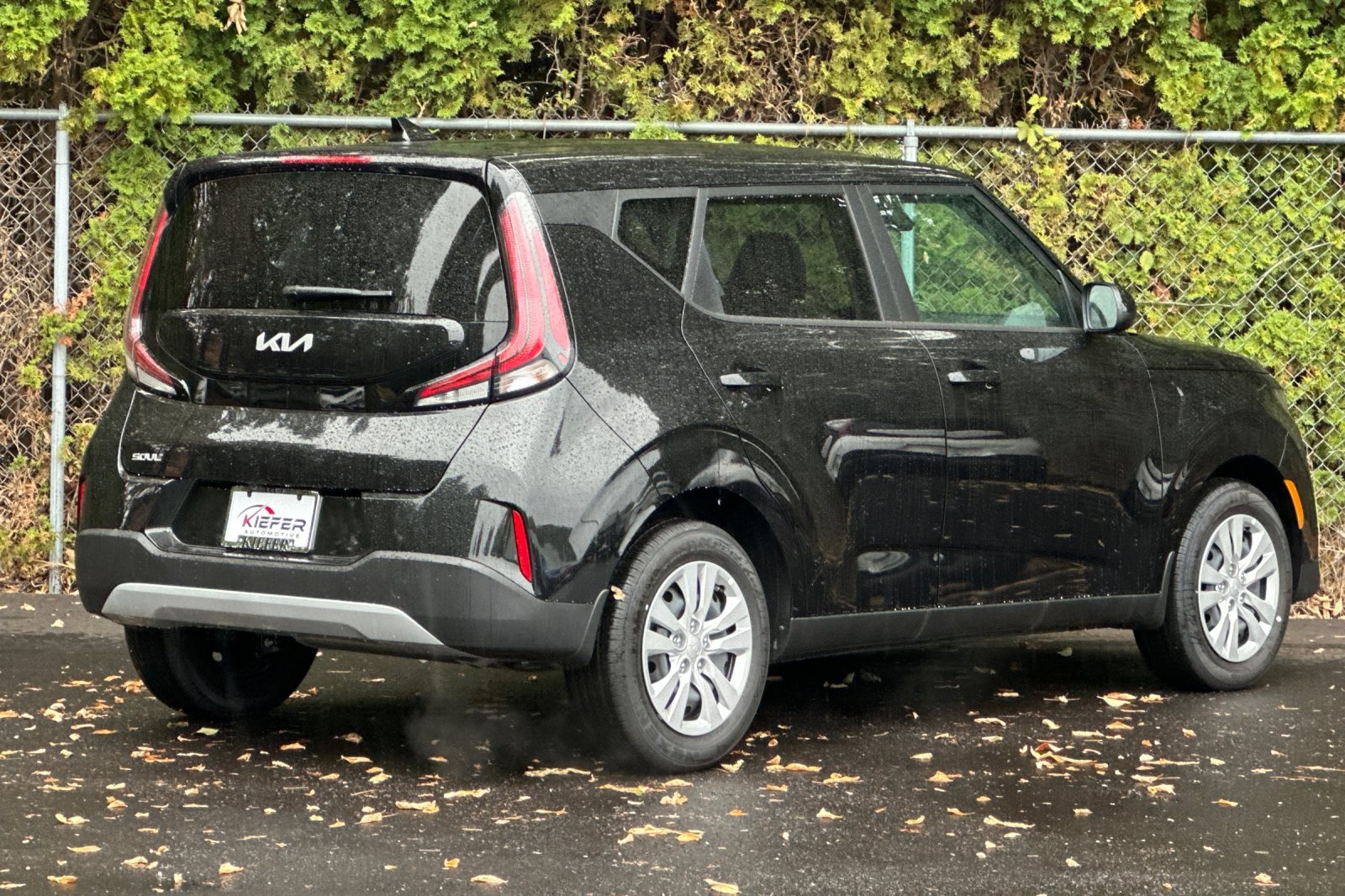 2025 Kia Soul LX photo 3