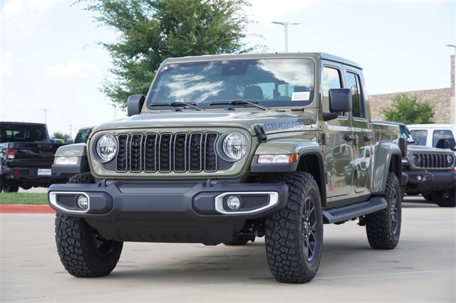 2025 Jeep Gladiator Sport photo 3