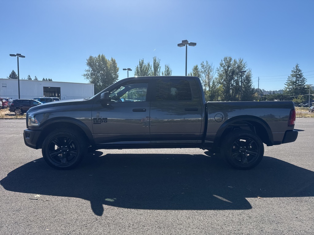 2024 Ram 1500 Classic Warlock photo 4