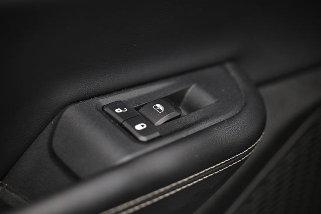 2023 Jeep Grand Cherokee Laredo photo 22