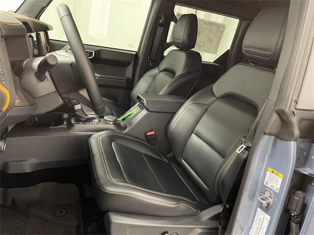 2024 Ford Bronco Badlands photo 15