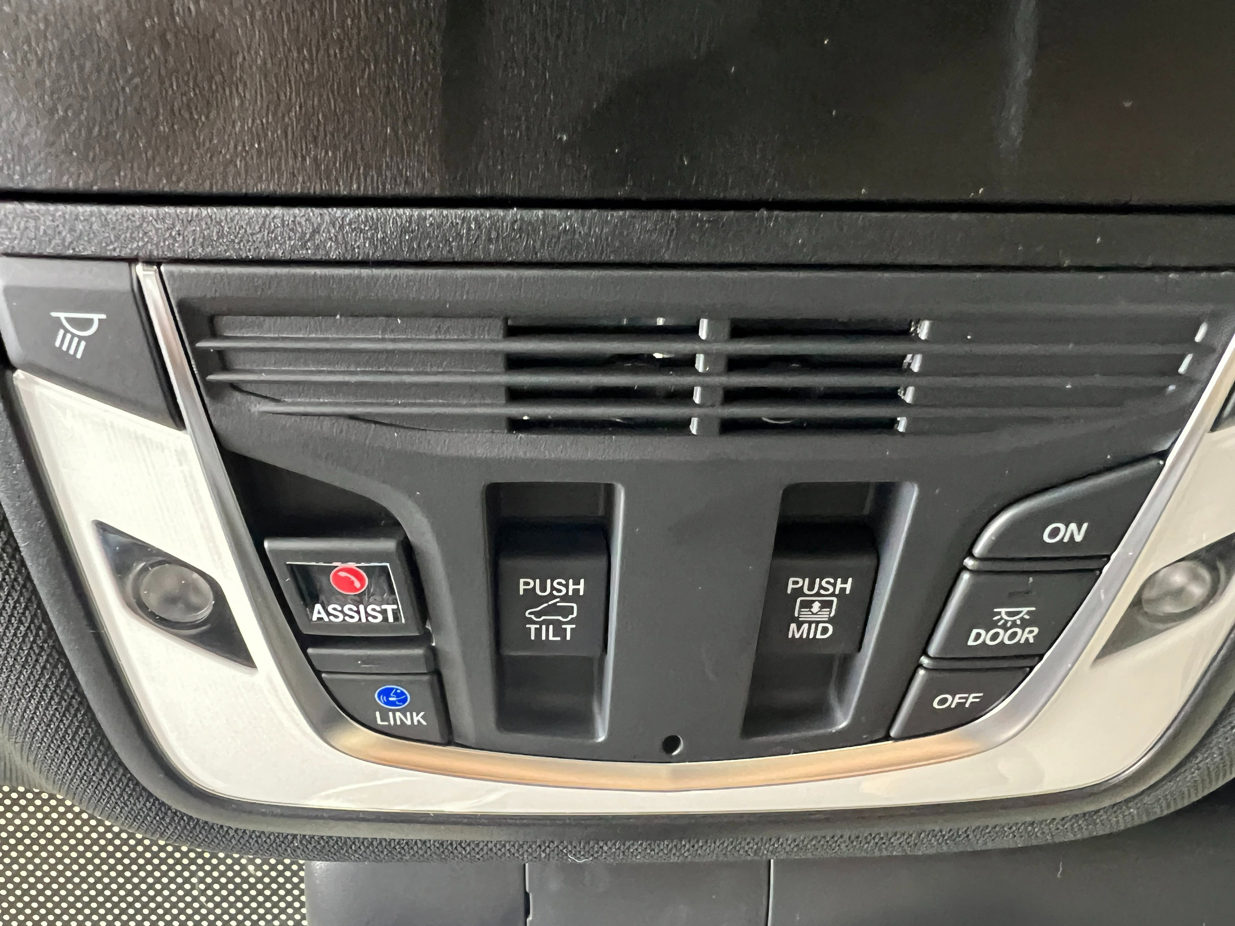 2025 Acura RDX photo 16