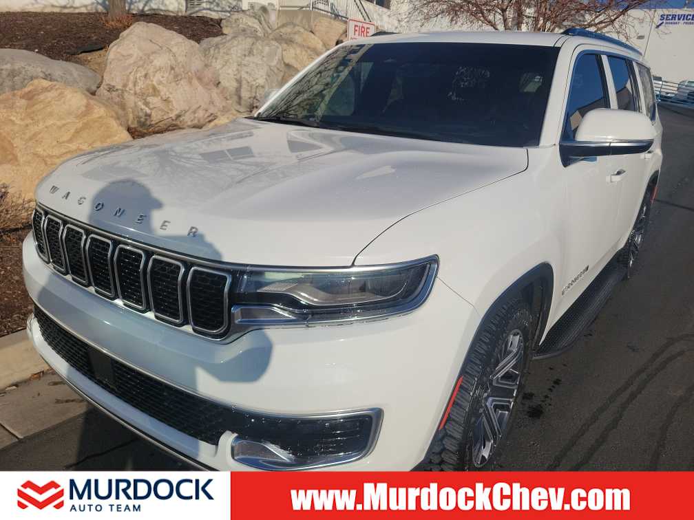 2022 Jeep Wagoneer Series III's photo