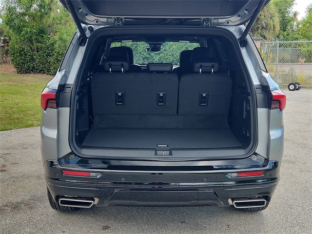 2026 Buick Enclave Sport Touring photo 3