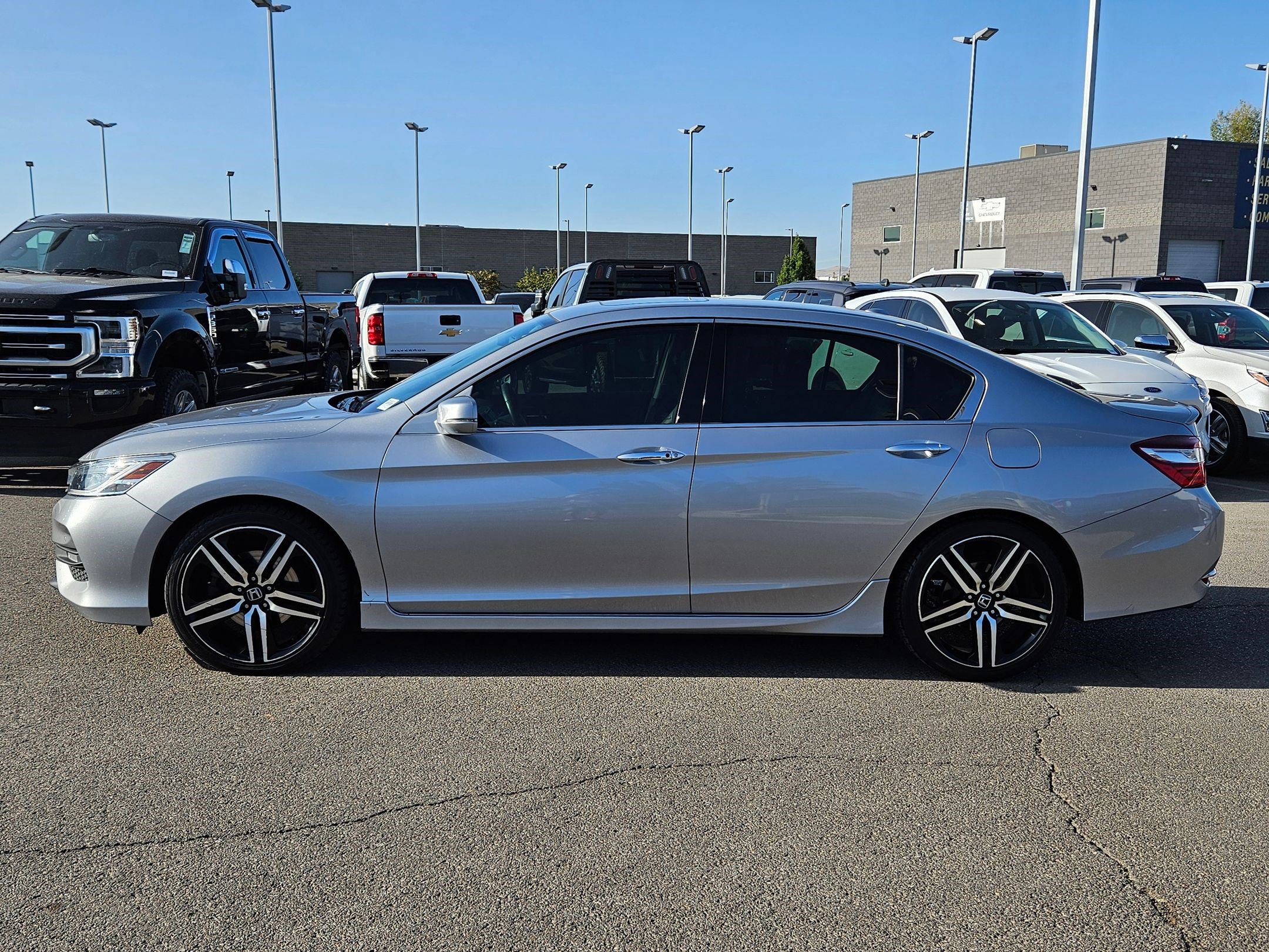 2017 Honda Accord Touring photo 6