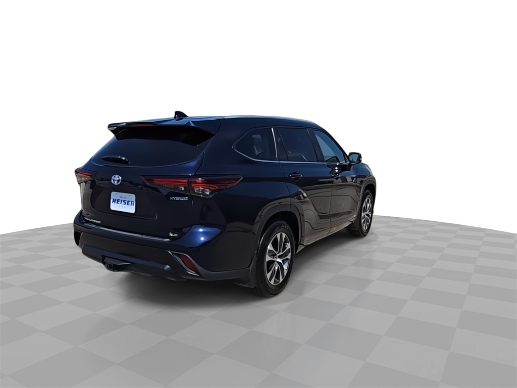 2024 Toyota Highlander Hybrid XLE photo 8