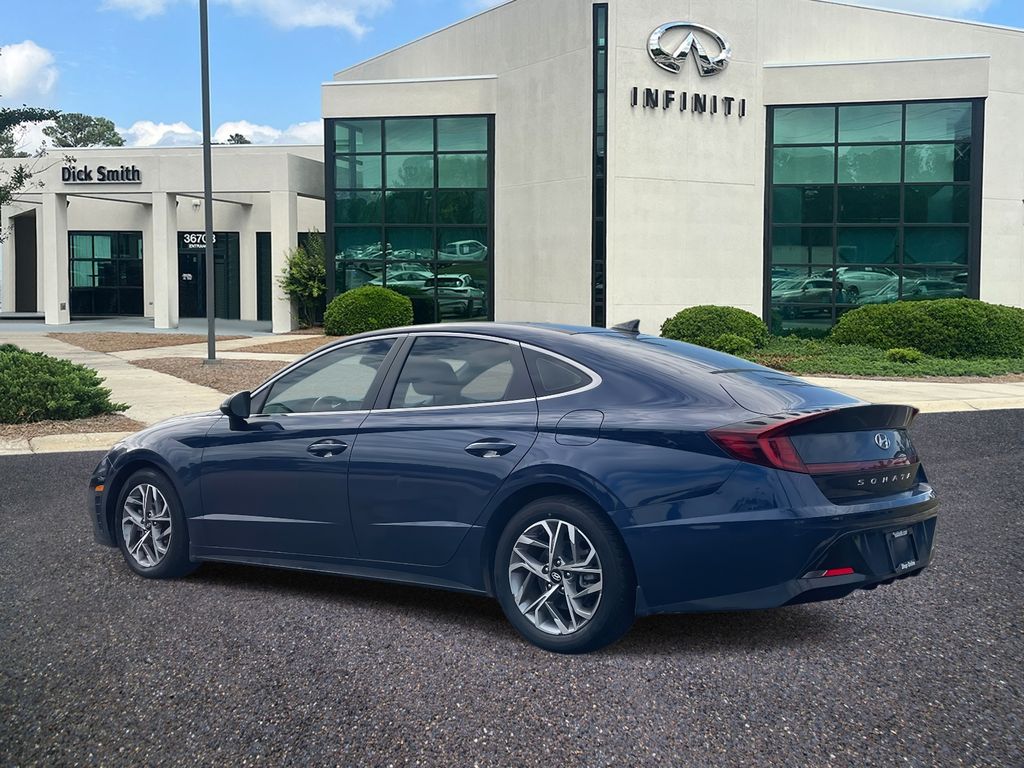 2022 Hyundai Sonata SEL Convenience photo 4