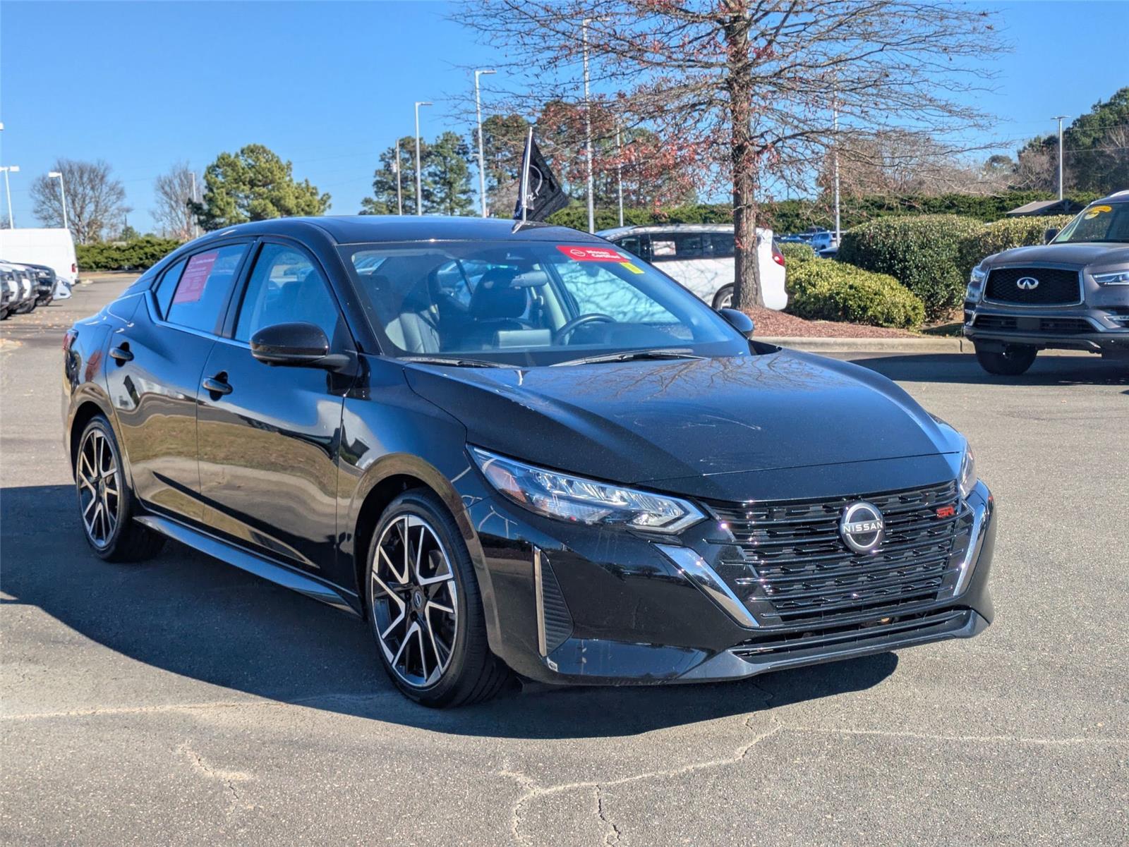 2024 Nissan Sentra SR photo 3