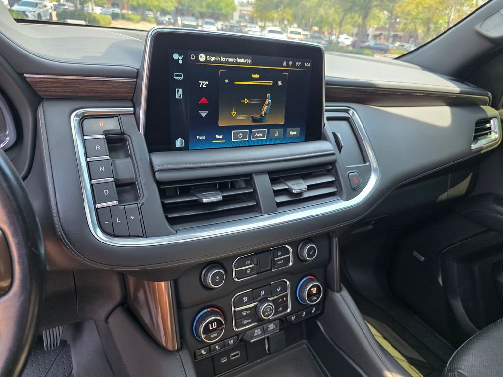 2022 Chevrolet Suburban High Country photo 14