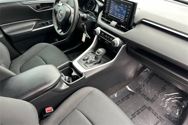 2021 Toyota RAV4 Hybrid LE photo 15